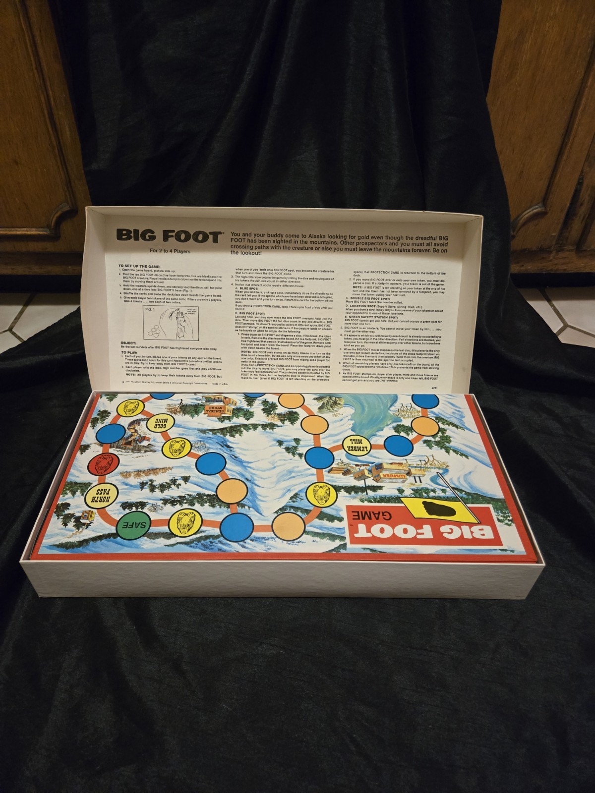 Big Foot The Giant Snow Monster Board Game Milton Bradley 1977