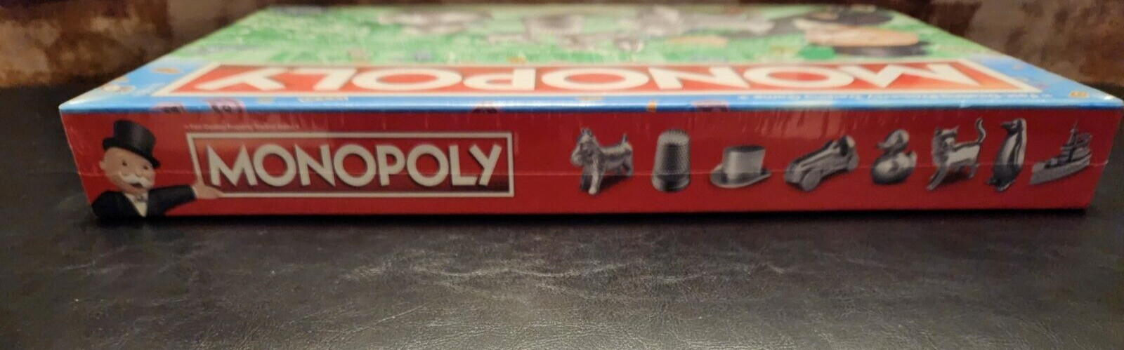 Hasbro Monopoly C1009 Sealed Classic Board Game