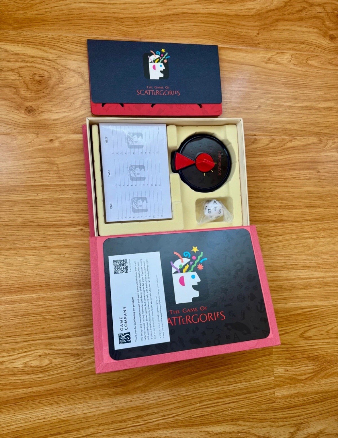 The Game of SCATTERGORIES Vintage Bookshelf Edition – BRAND NEW UNOPENED