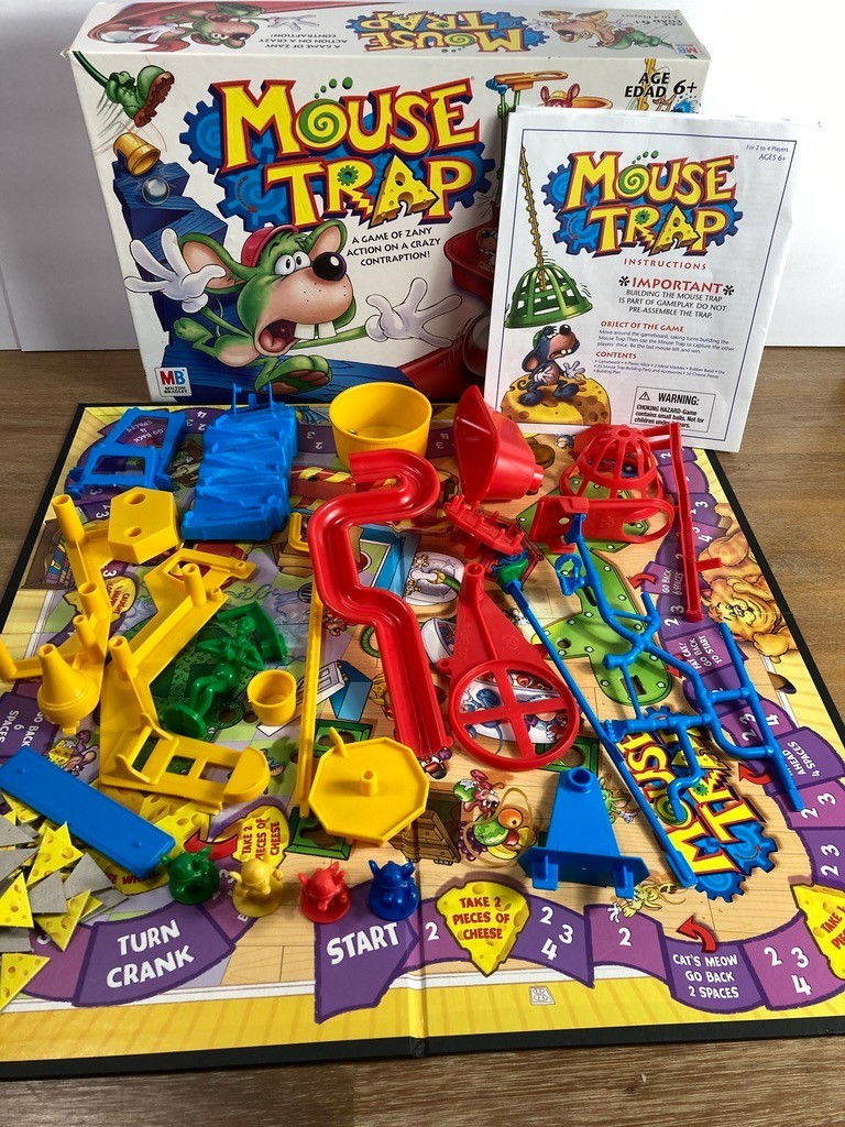 2005 Mouse Trap Game by Milton Bradley Complete in Great Condition