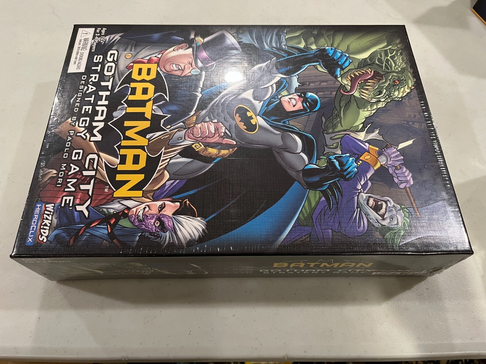 BATMAN GOTHAM CITY STRATEGY GAME HeroClix WizKids DC Comics Board Game