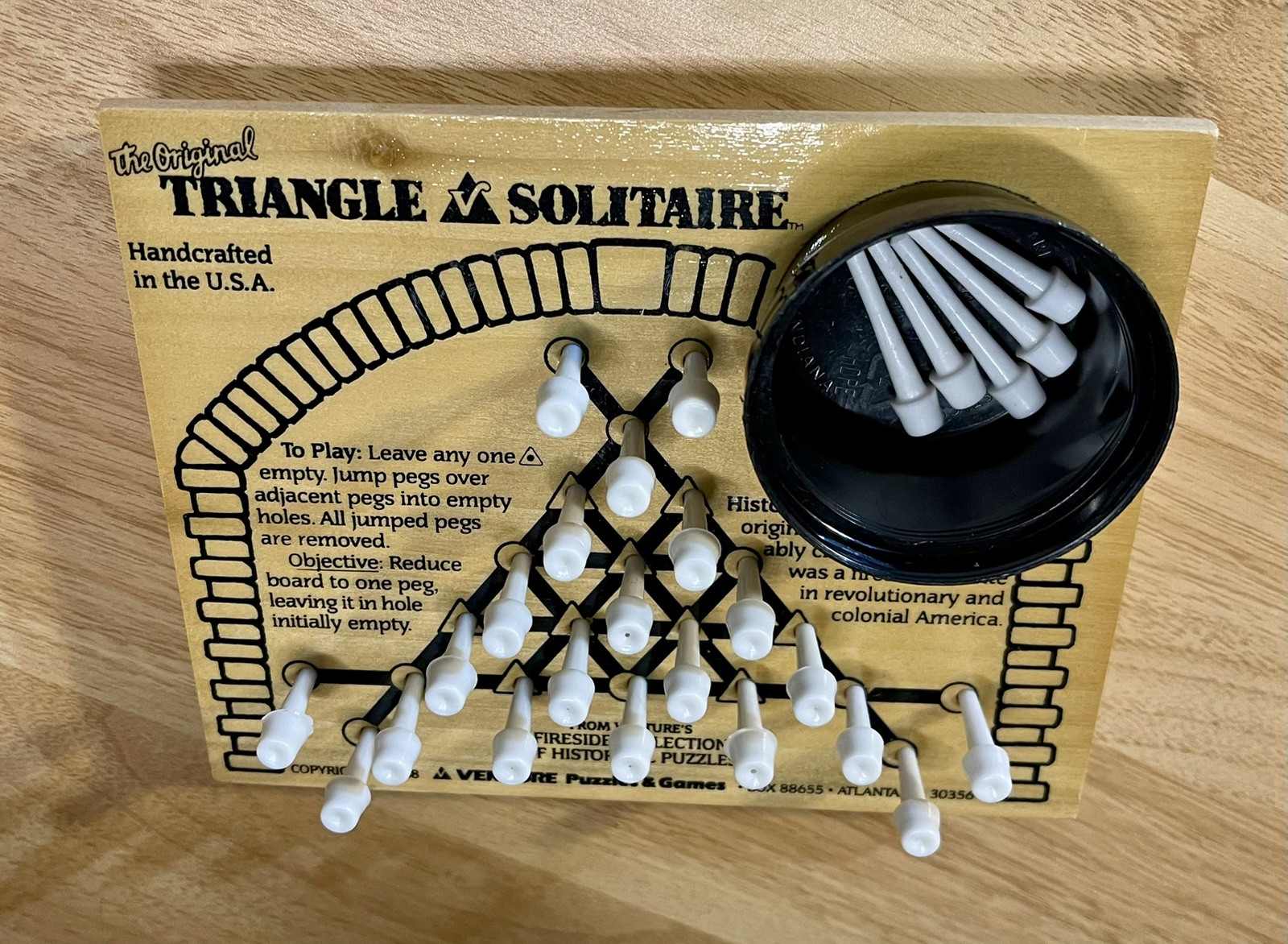 Vintage The Original Triangle Solitaire Wood Game Venture’s Fireside 1988 GUC