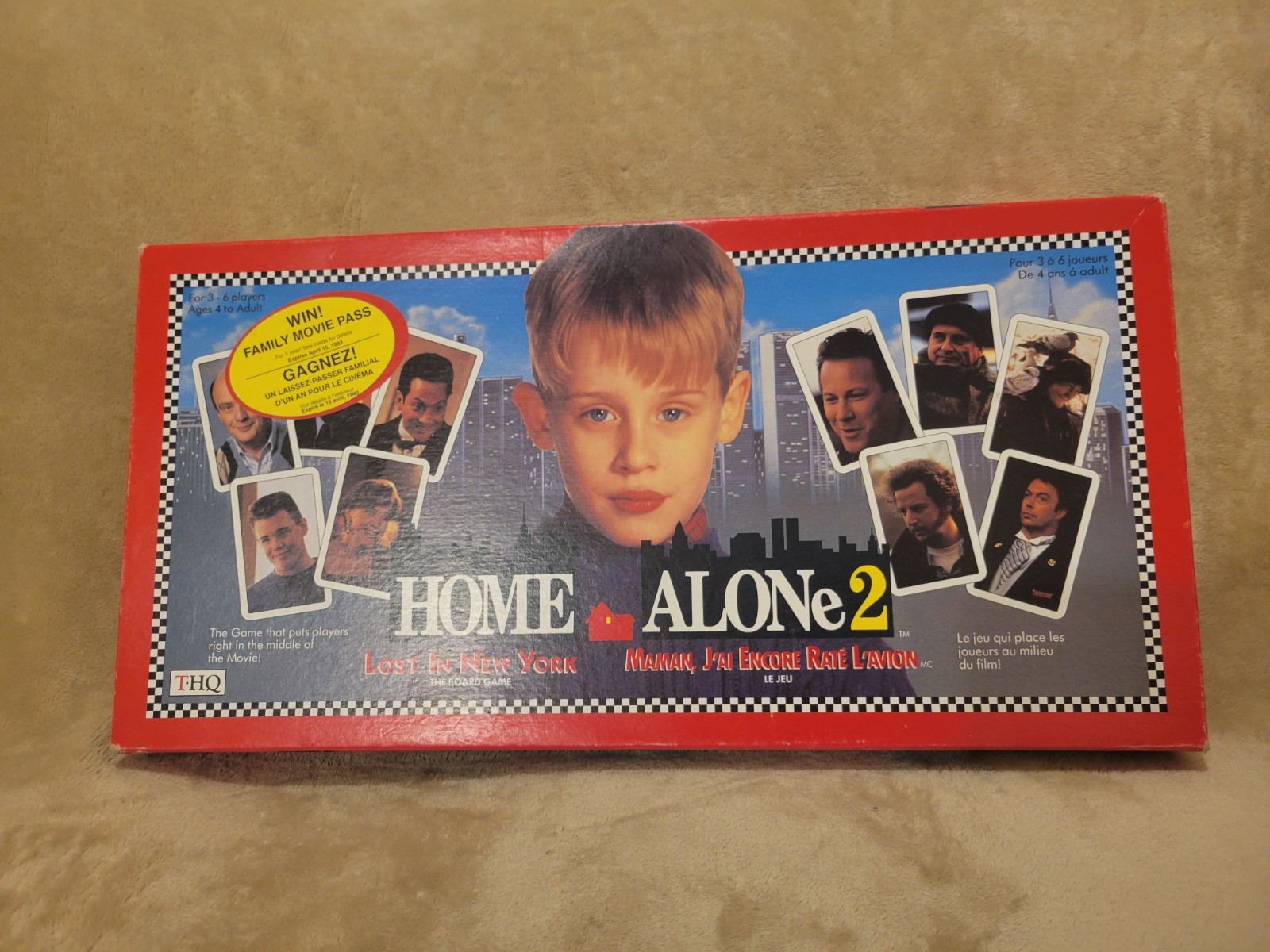 Home Alone 2: Lost in New York Board Game 1992 Almost Complete