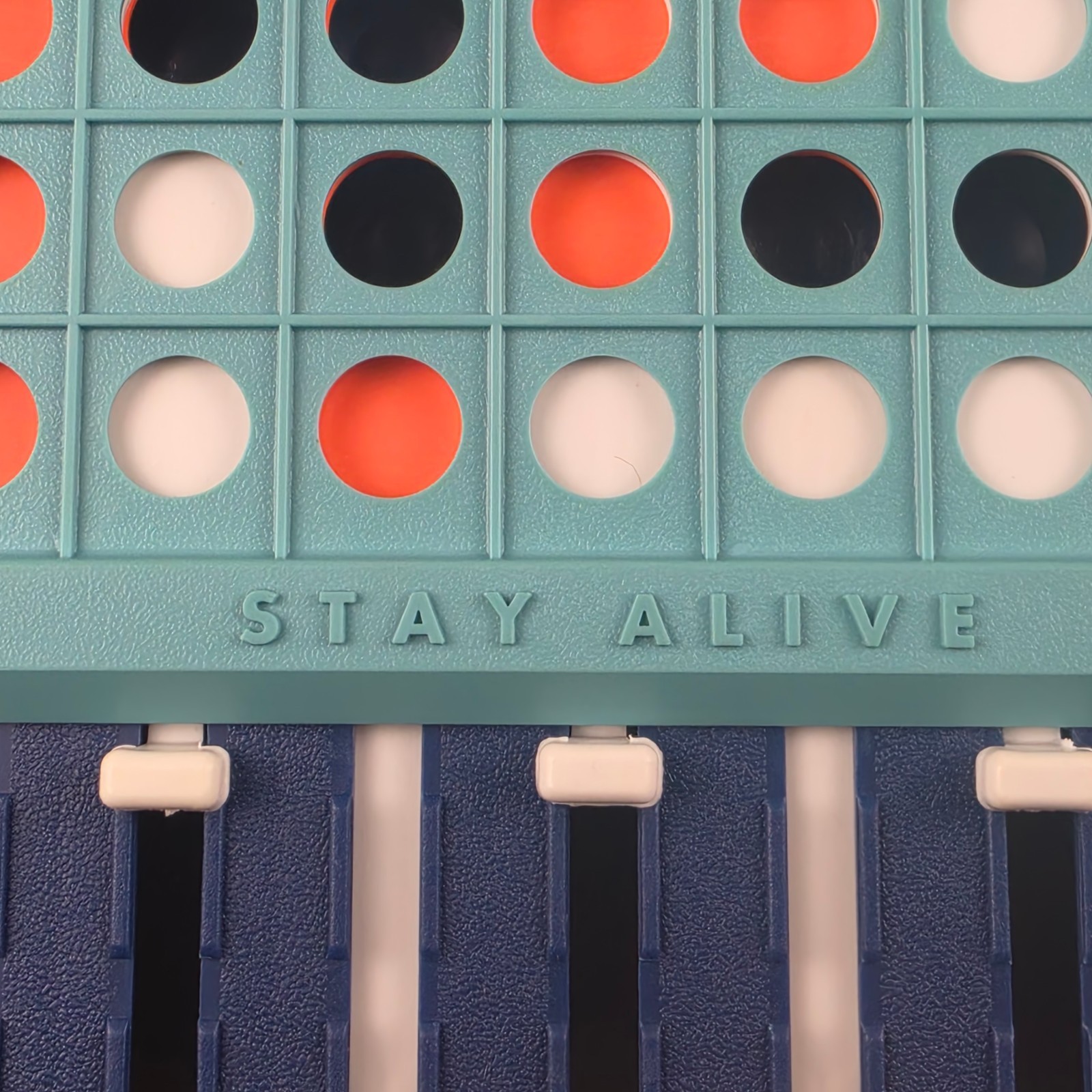 Vintage 1971 Milton Bradley Stay Alive Board Game Complete With All 20 Marbles
