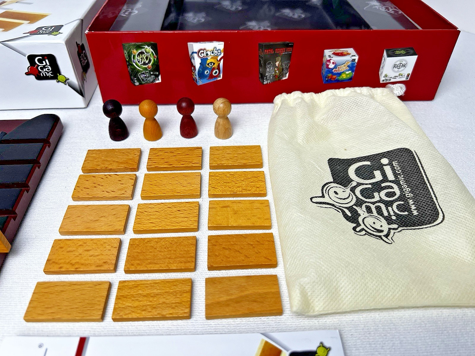 QUORIDOR: Abstract Maze Building & Maneuver Wood Board Game, Gigamic, COMPLETE