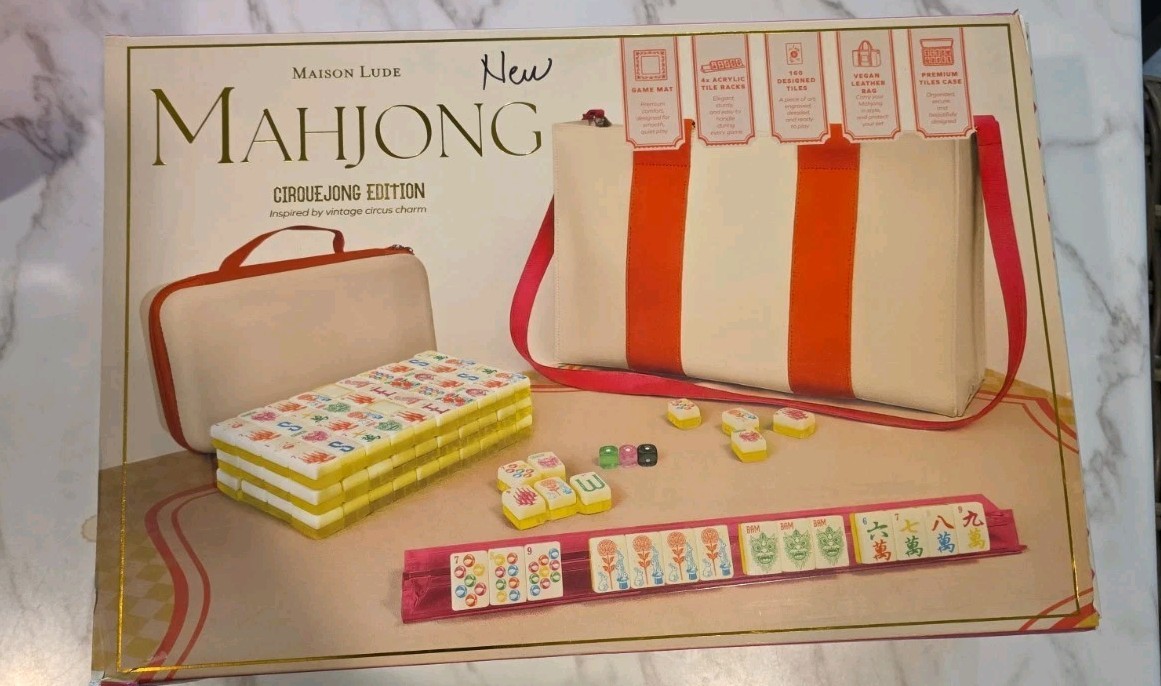 Maison Lude Deluxe Acrylic Mahjong Starter Set (Cirquejong Edition)