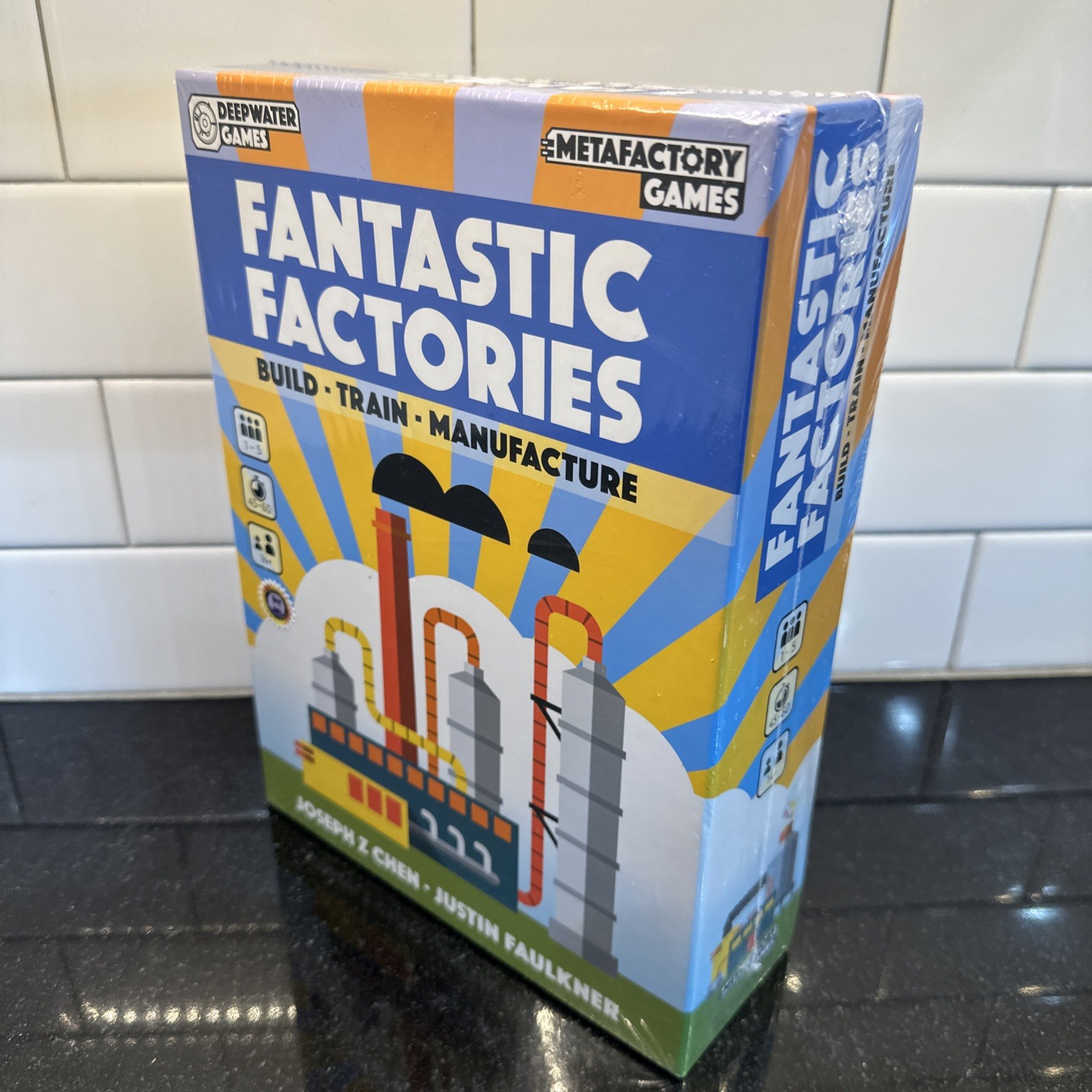 Fantastic Factories Board Game by Deep Water Games Factory Sealed New FF01023995