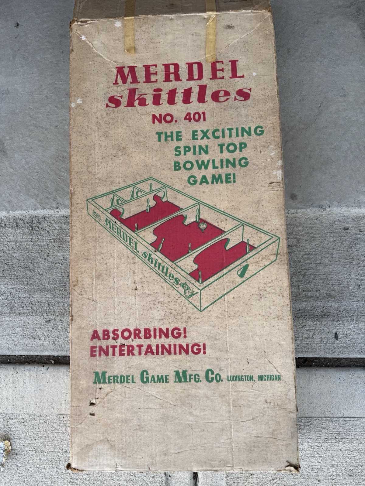 VTG Merdel Skittles No. 401 Spin Top Bowling Game 9-RED Pins BOX