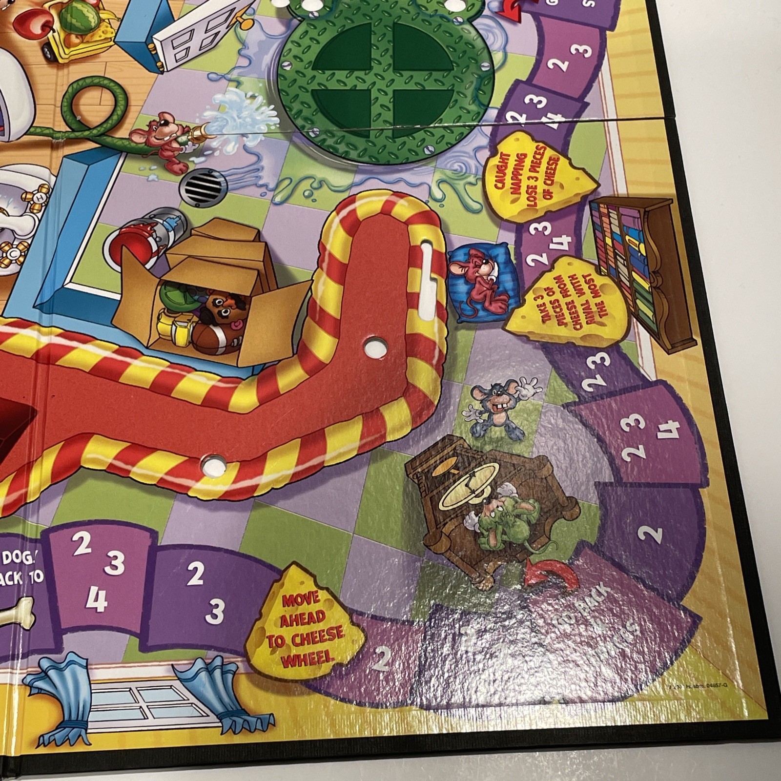 Y2K Mouse Trap COMPLETE Milton Bradley 2005 Classic Board Game Kids Family
