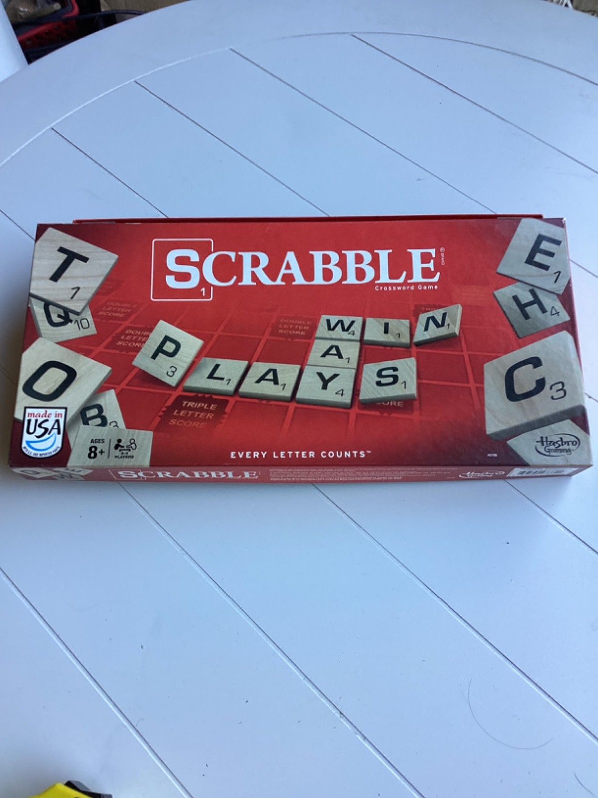 Scrabble Classic Crossword Board Game – Ages 8+ Hasbro Gaming – Complete