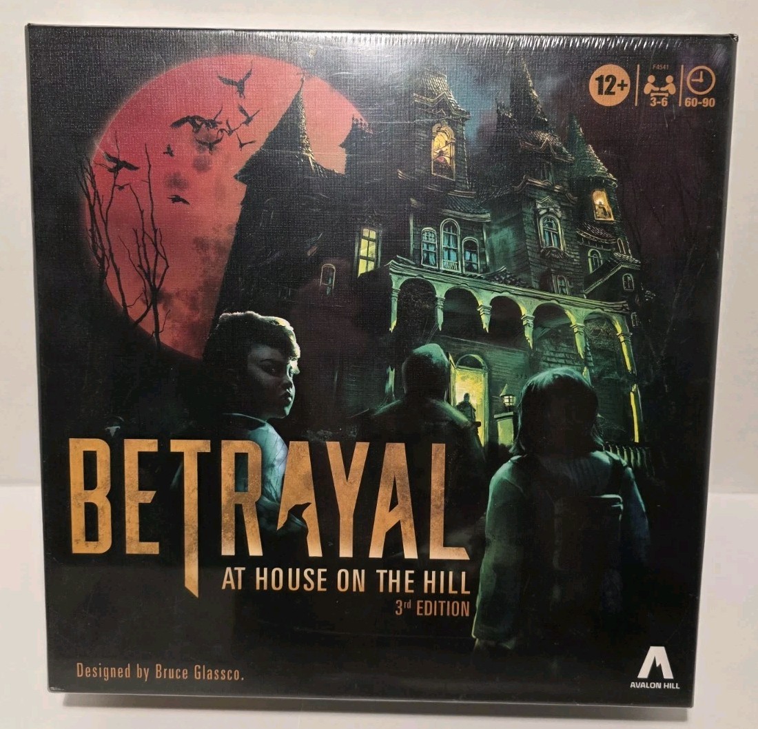Hasbro HSBF4541 Betrayal At House On The Hill 3rd Edition Board Game