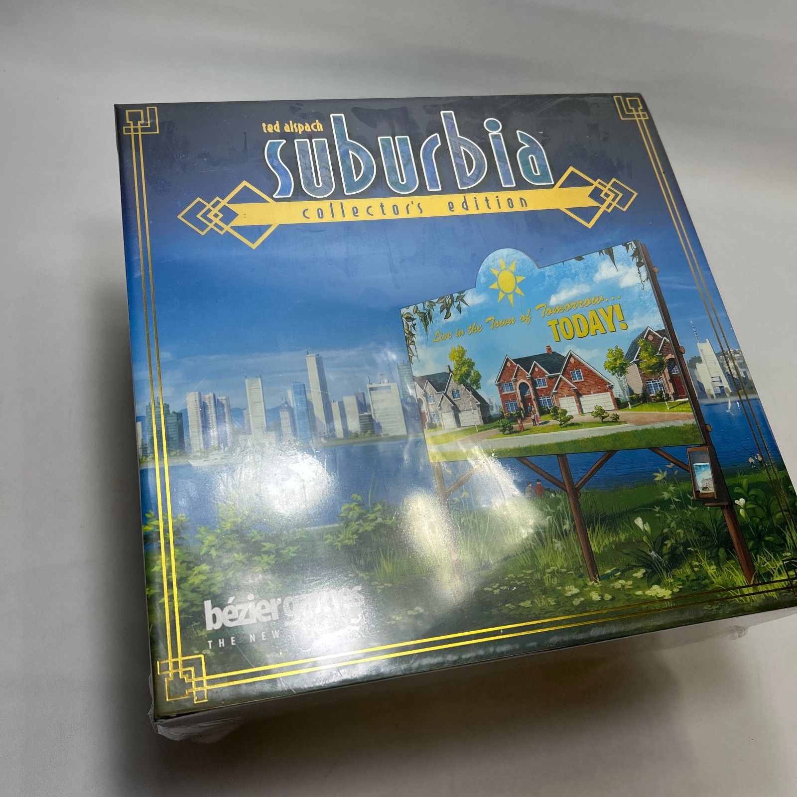Suburbia Collector’s Edition Bézier Games Board Game New Sealed