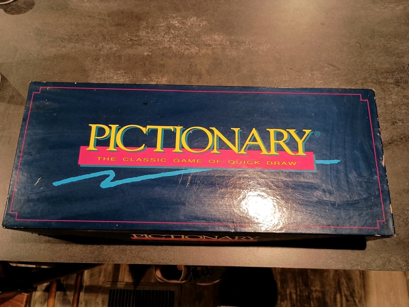 Vintage PICTIONARY 1993 Classic Board Game of Quick Draw Read Description