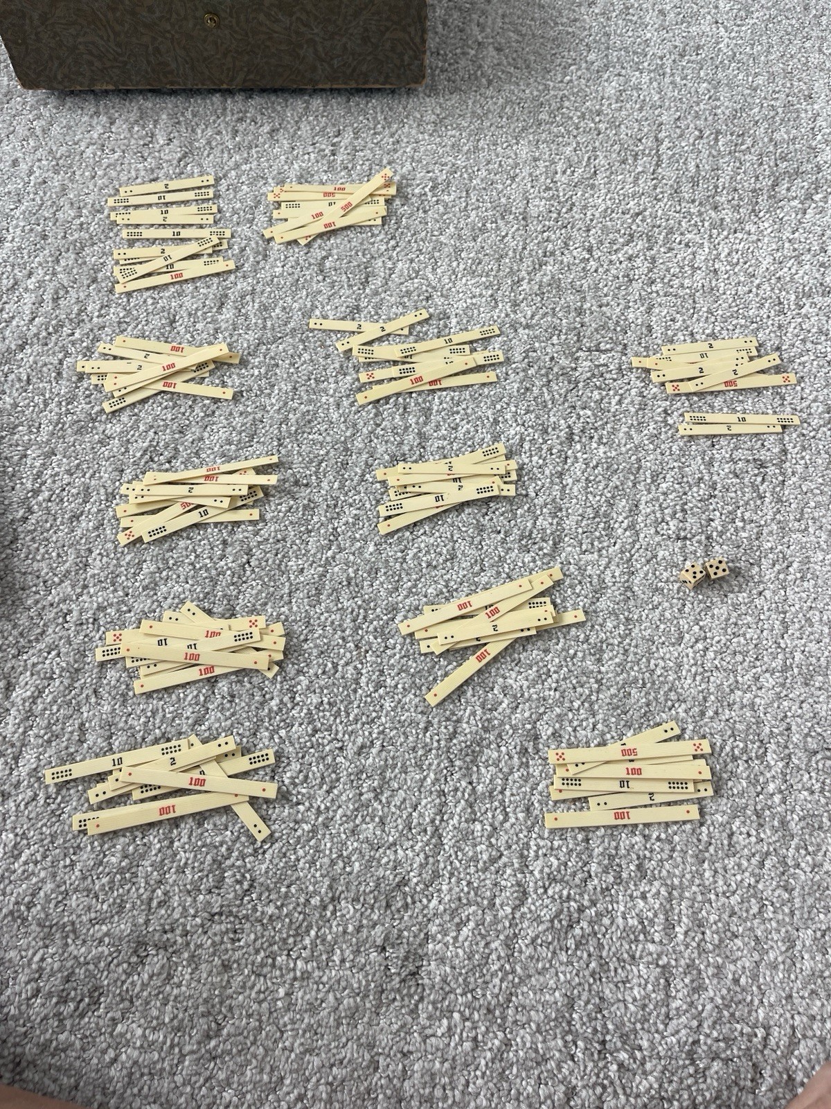 Antique 1920s Parker Brothers Mah-Jongg Bone And Bamboo Set Scoring Sticks Dice