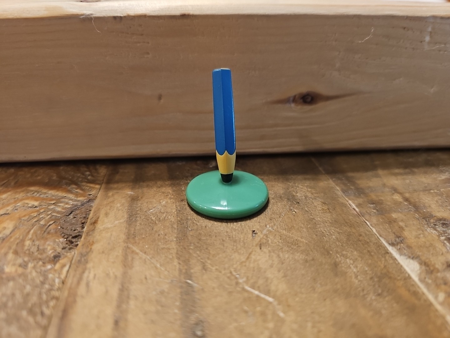 Pictionary 20th Anniversary Edition Replacement Pencil Pawns Game Pieces