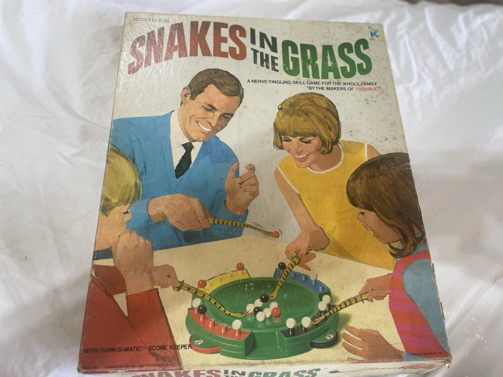Kohner Snakes in the Grass 1969 Vintage Skill Game Turn-O-Matic, 2+ Players