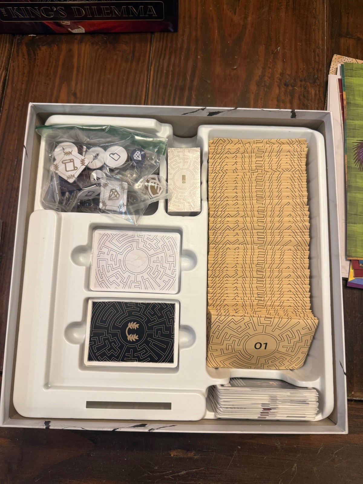 The Kings Dilemma Board Game Horrible Guild 2019