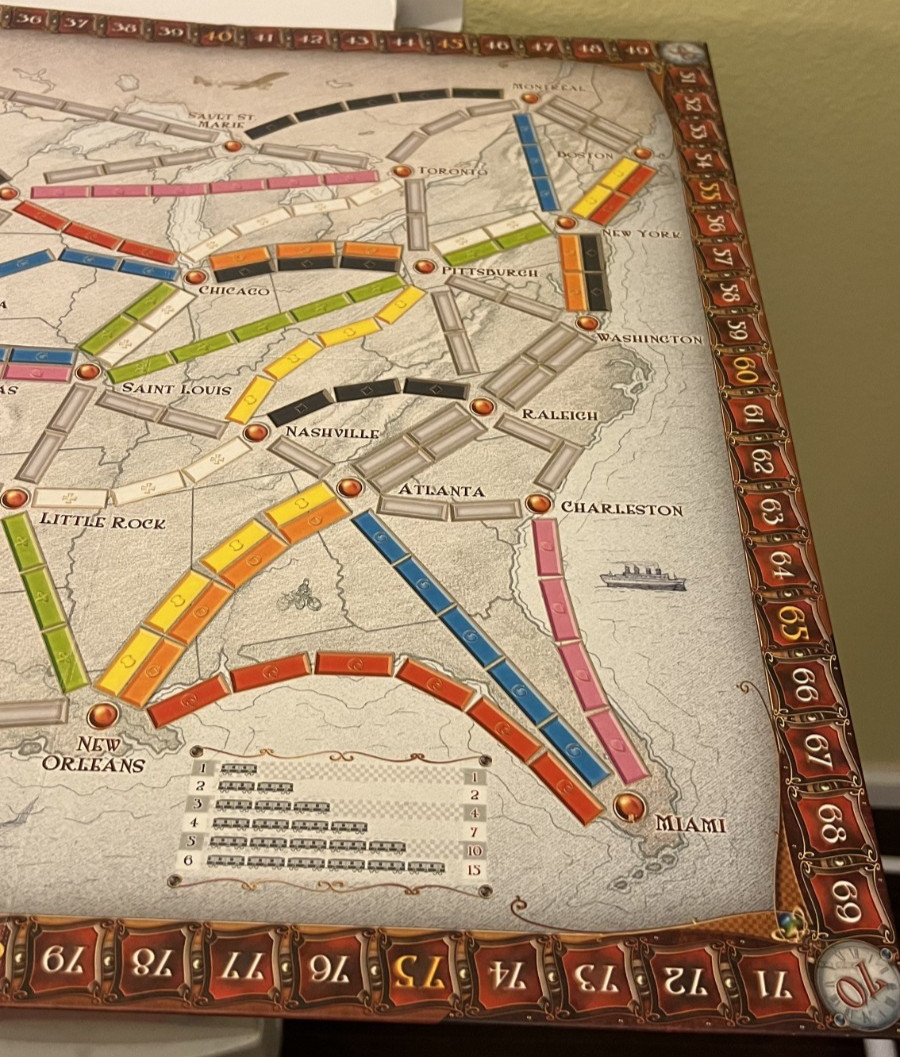 Ticket To Ride Board Game Days of Wonder Alan R Moon Complete Used Train Strateg