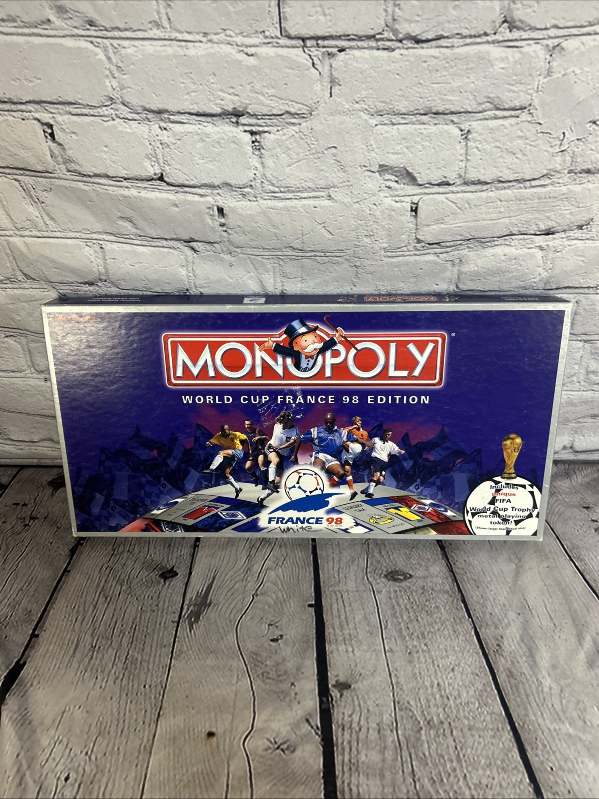 Monopoly World Cup France 98 Edition – Complete Pieces, No Instructions