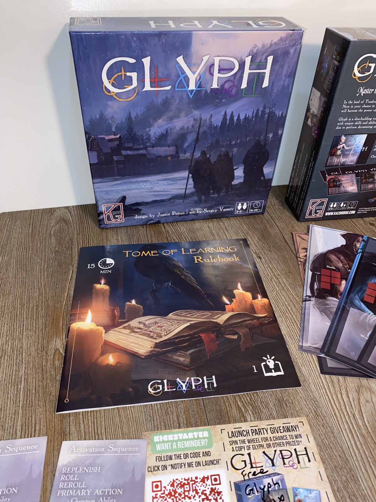 Kazoodoo Games Board Game Glyph