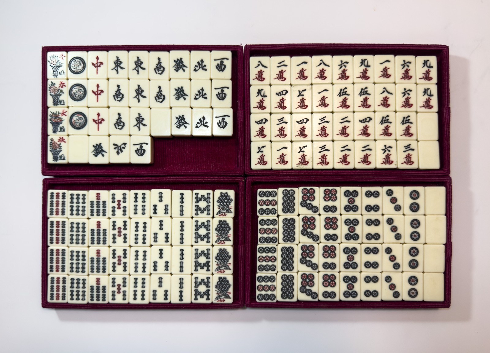 Vintage Bone & Bamboo Mah Jong Set
