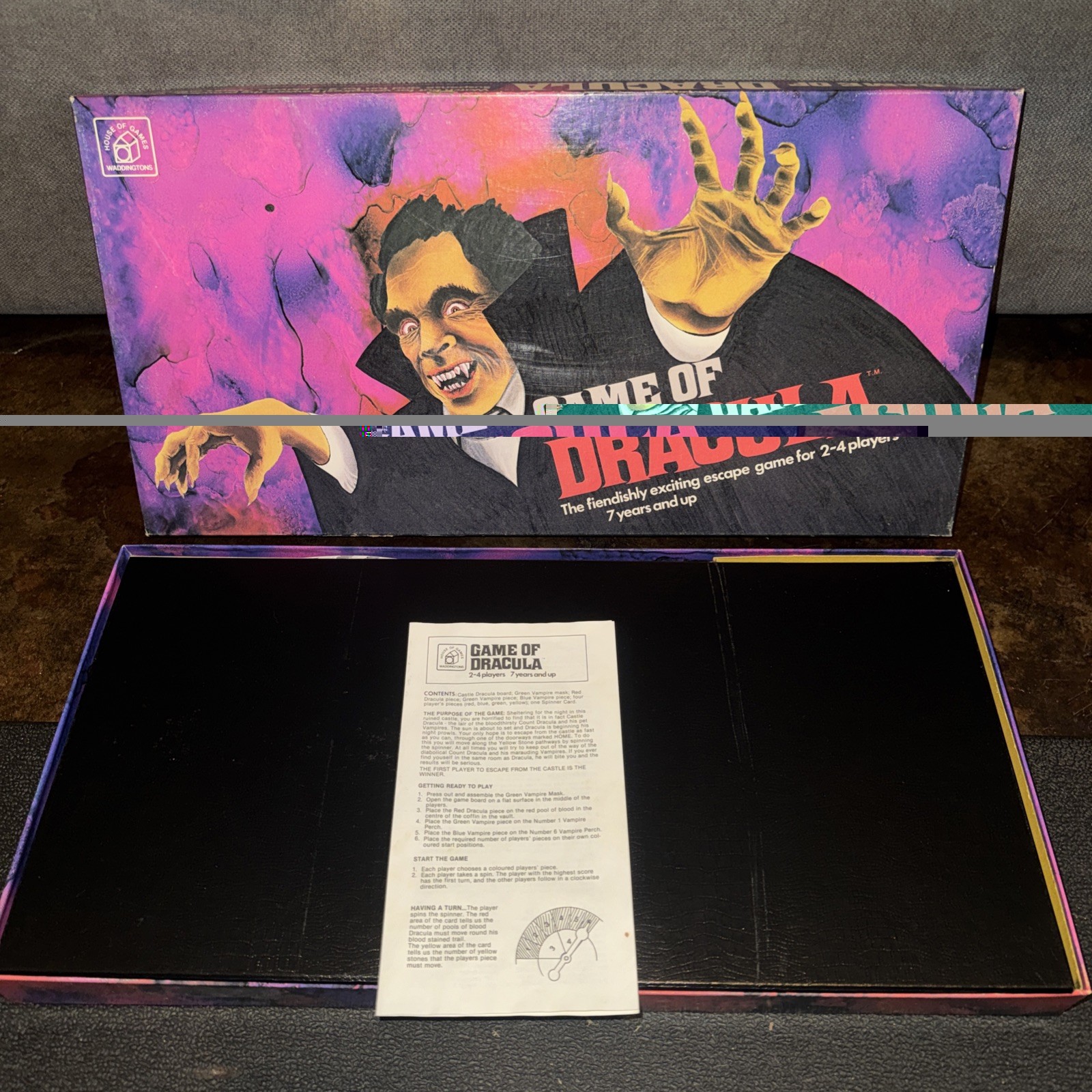 1978 Waddingtons House of Games Dracula Board Game Complete w/Instructions, Mask