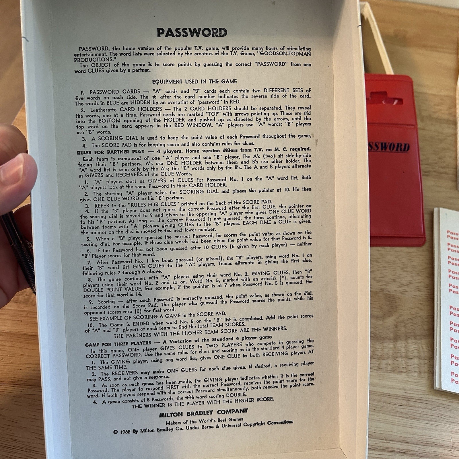 VTG Vintage PASSWORD 20th Edition Board Game – Milton Bradley Gameshow 1978