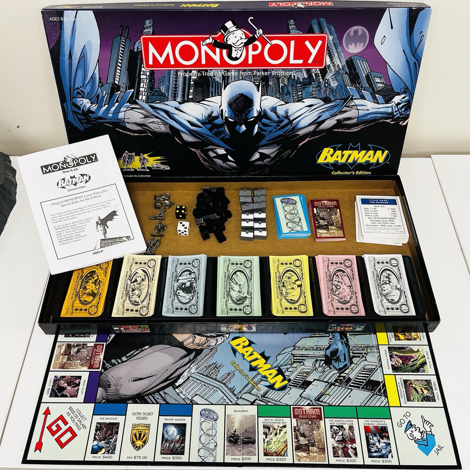 MONOPOLY Batman 2005 Board Game w/ 6 Pewter Tokens 100% Complete Great Condition