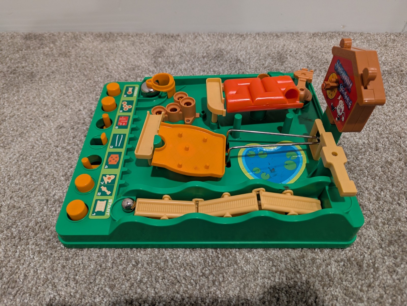 Vintage 1979 TOMY Screwball Scramble Obstacle Game Original