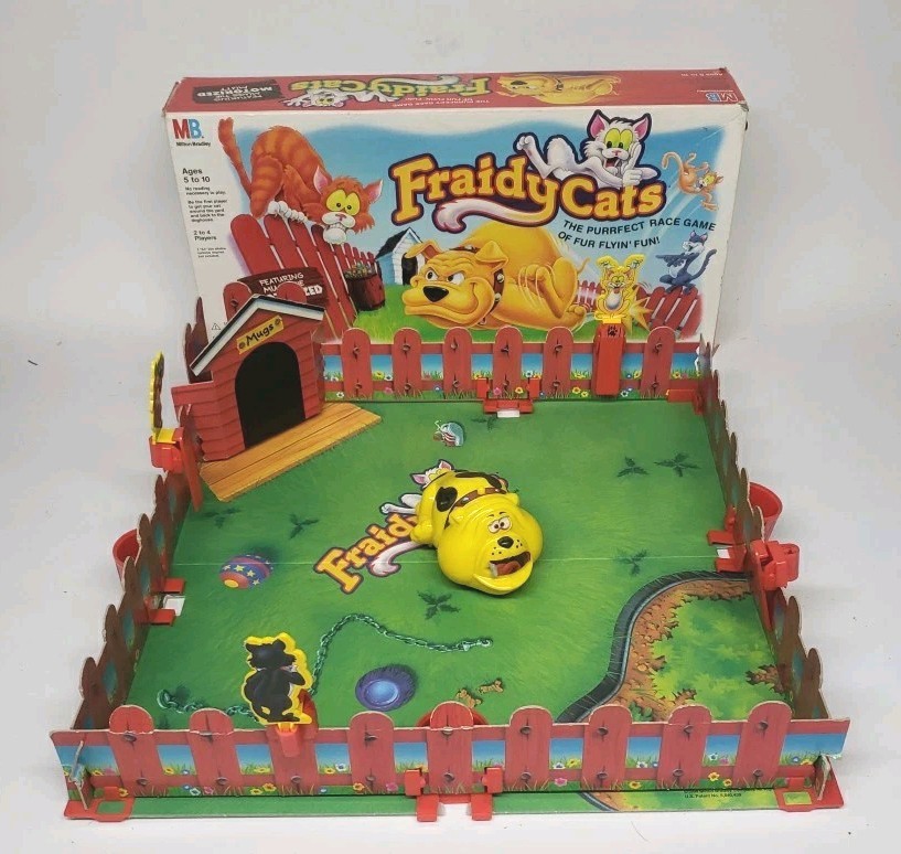 Fraidy Cats Board Game 1994 Vintage Motorized Bulldog Complete Works *READ*