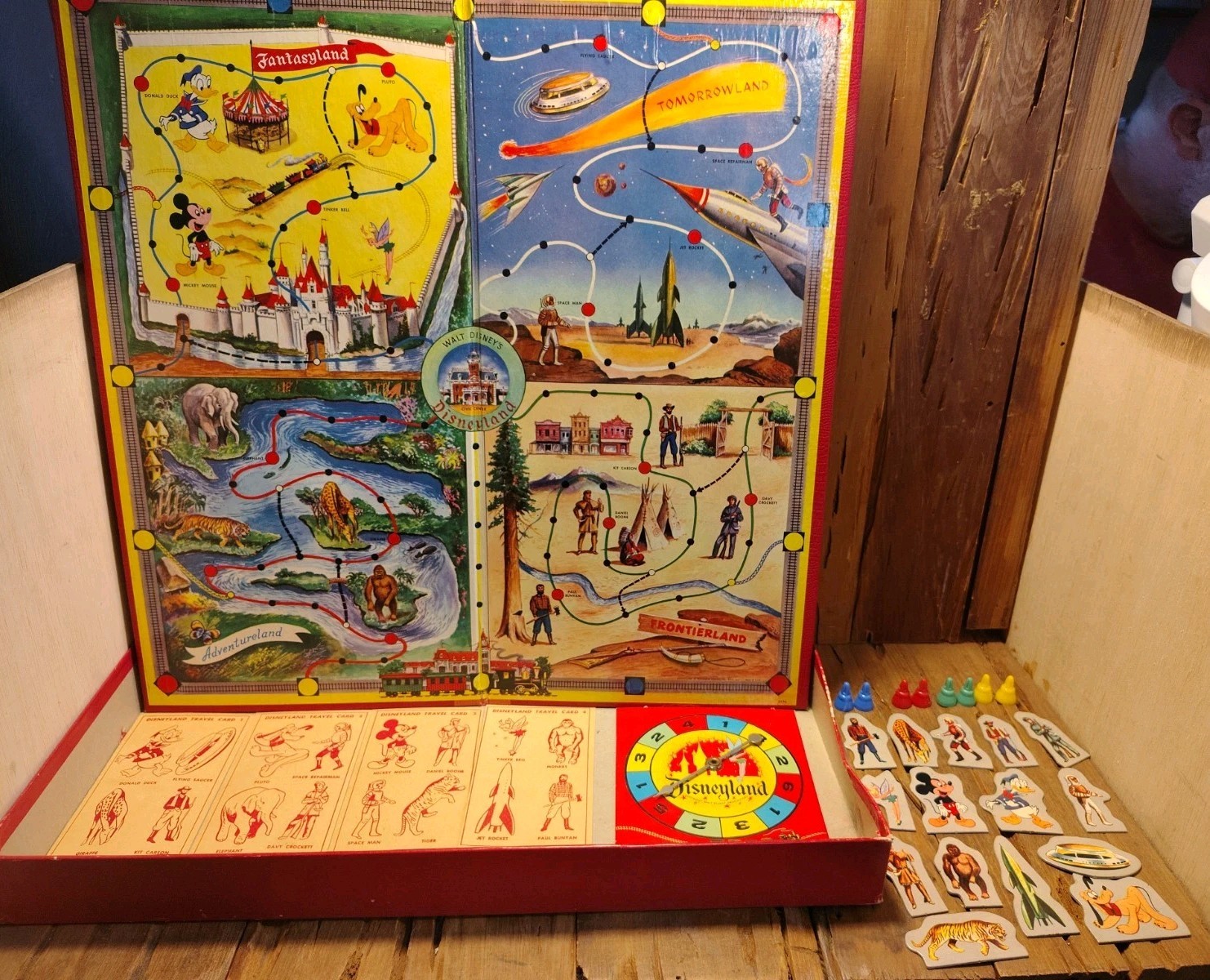 Vintage Walt Disney’s Disneyland Board Game 1954 Transogram Made In USA
