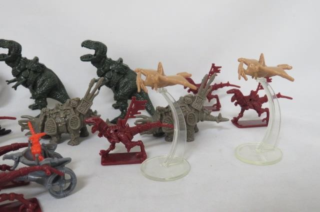 Schmidt: Die Schlacht Der Dinosaurier – Dinosaur Miniatures Board Game (NM) RARE