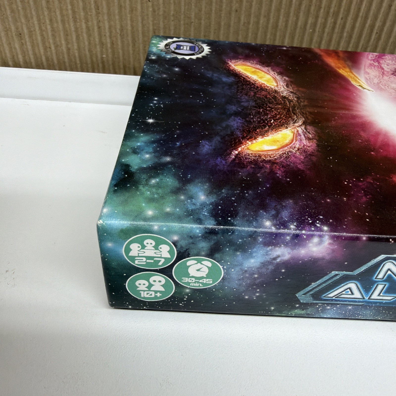 Not Alone – Sci-fi Horror Card Strategy Board Game Stronghold Games Rare OOP