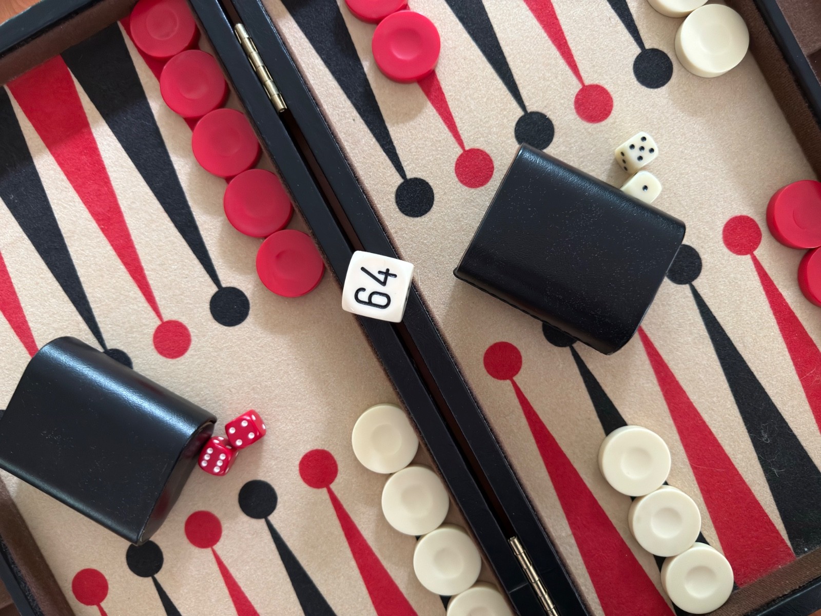 Vintage Reiss Backgammon game