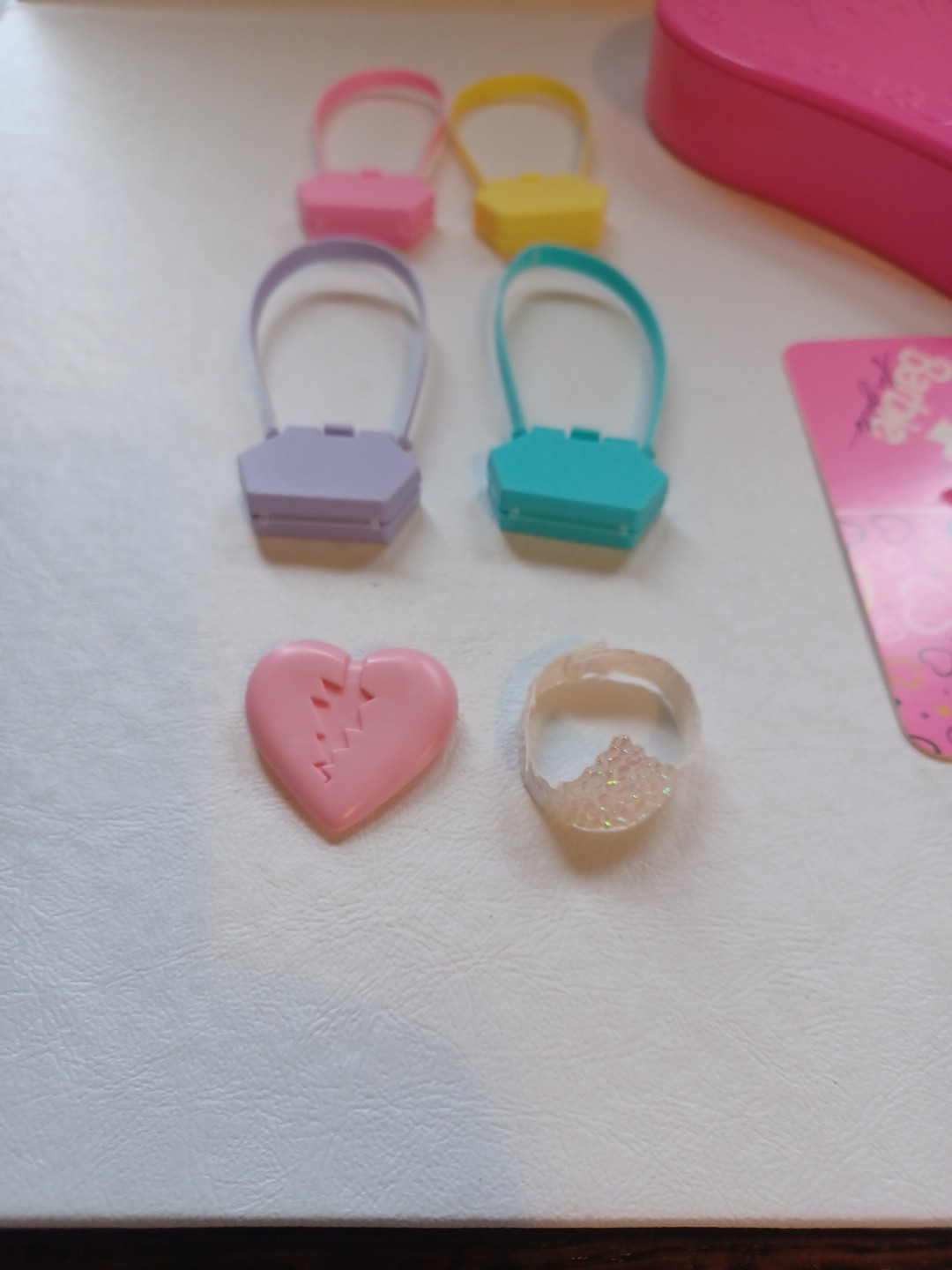 1993 Barbie Dress Up Board Game By Golden. 99% Complete Missing 1 Pink Shoe.