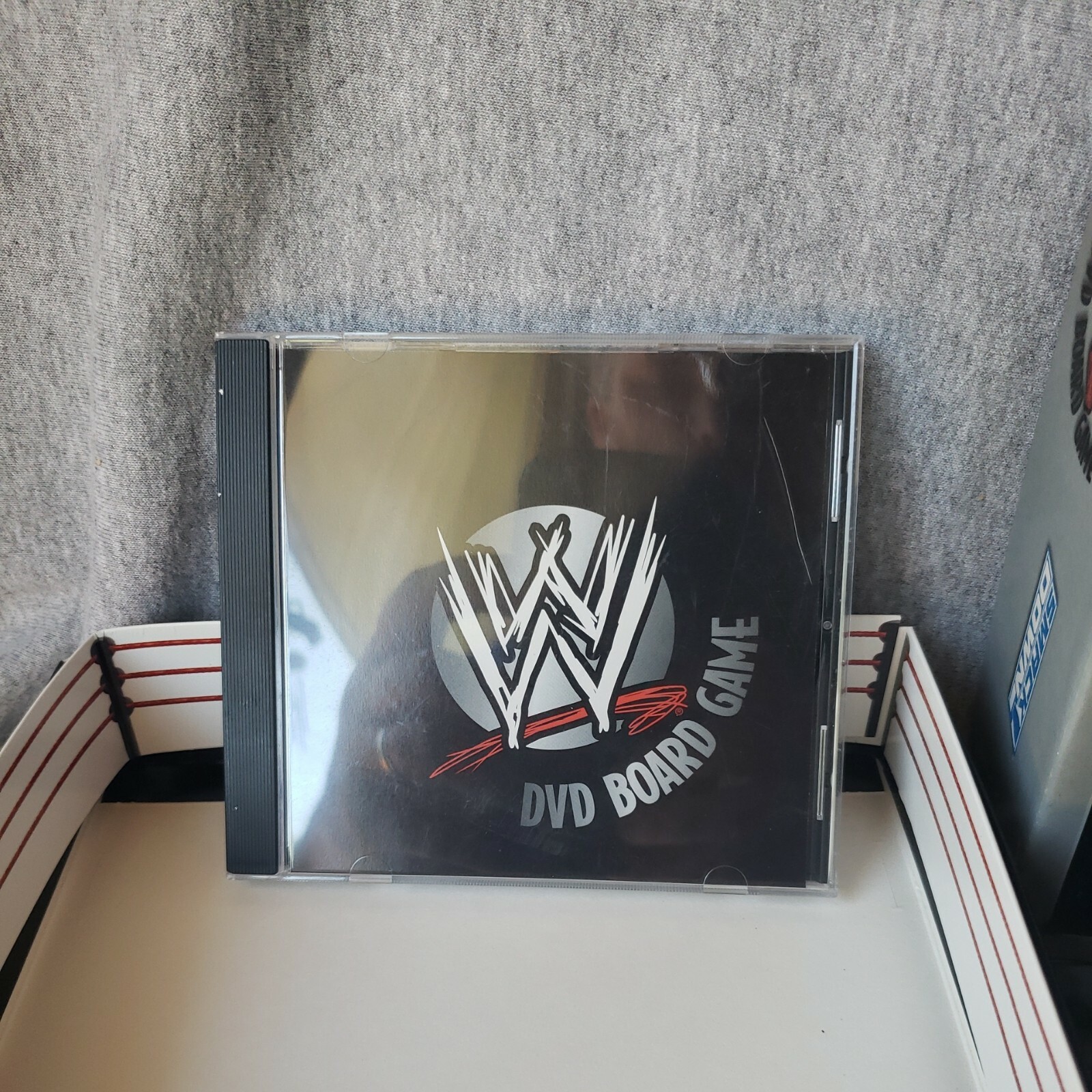 World Wrestling Entertainment DVD Board Game Smack Down Raw 2005