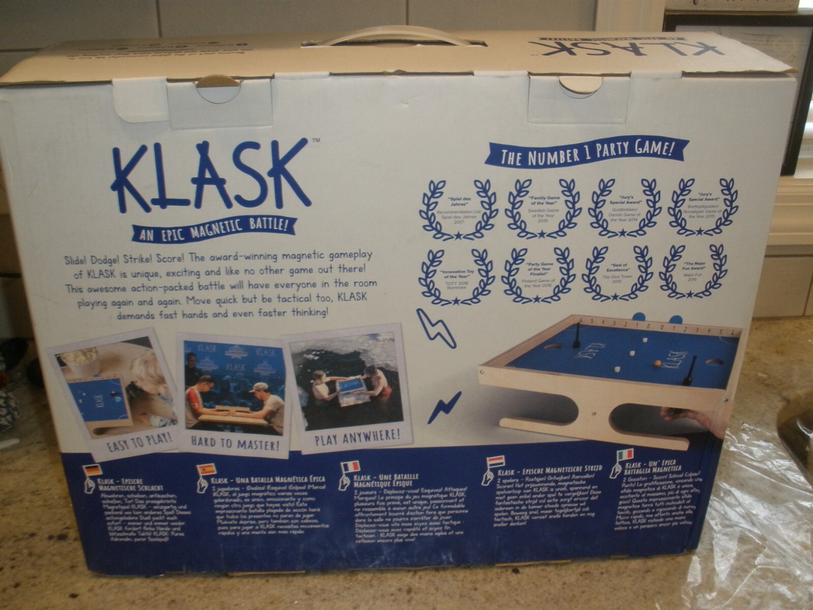 KLASK AN EPIC MAGNETIC BATTLE GAME IN BOX COMPLETE 2019