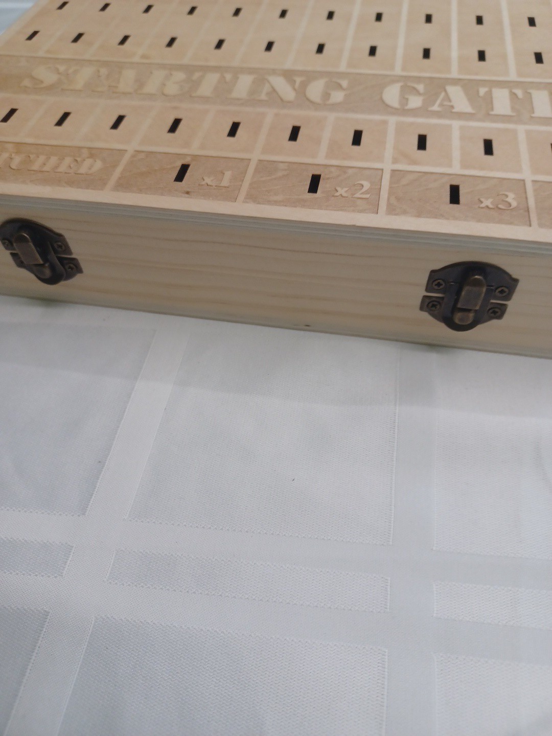 New Open Box Edyfico The Horse Racing Game Wooden Set Game Board – Case