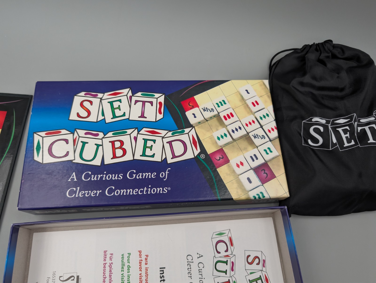 SET Cubed Abstract Strategy Dice Game SET Enterprises 2007 100% Complete