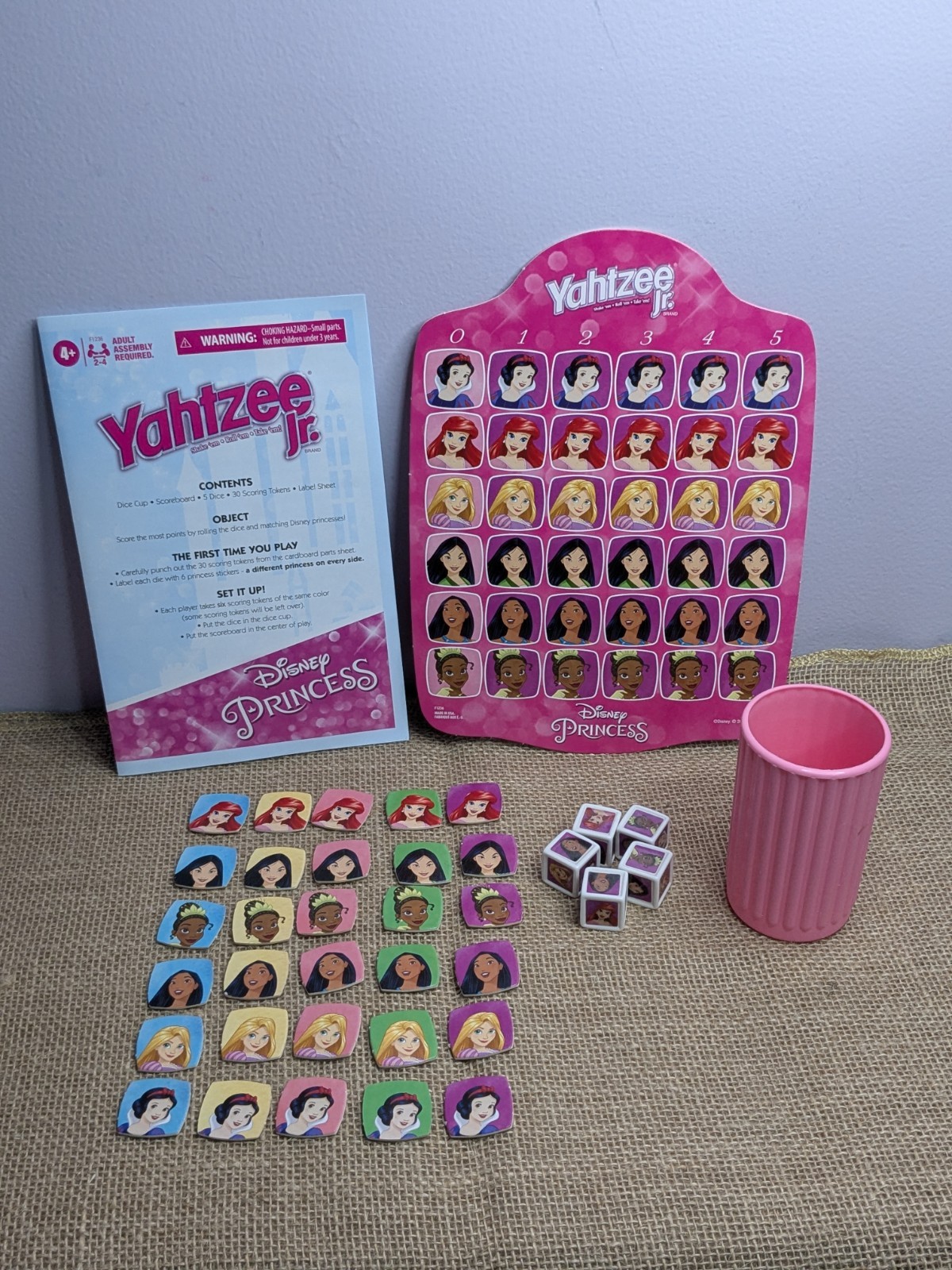 Yahtzee Jr – Disney Princess – Hasbro Dice Game Complete Ariel Tiana Rapunzel