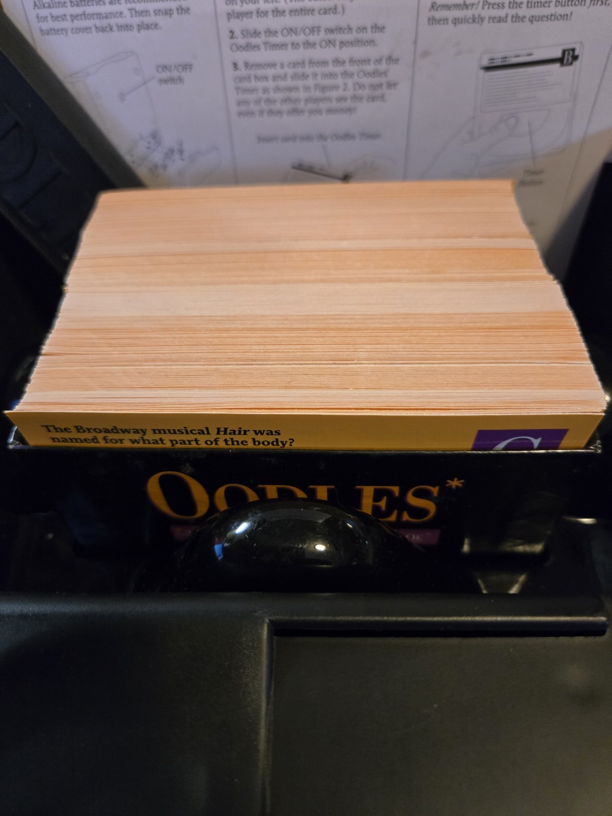 Oodles Board Game Family Card Game 1992 Milton Bradley Complete Set 300 Cards