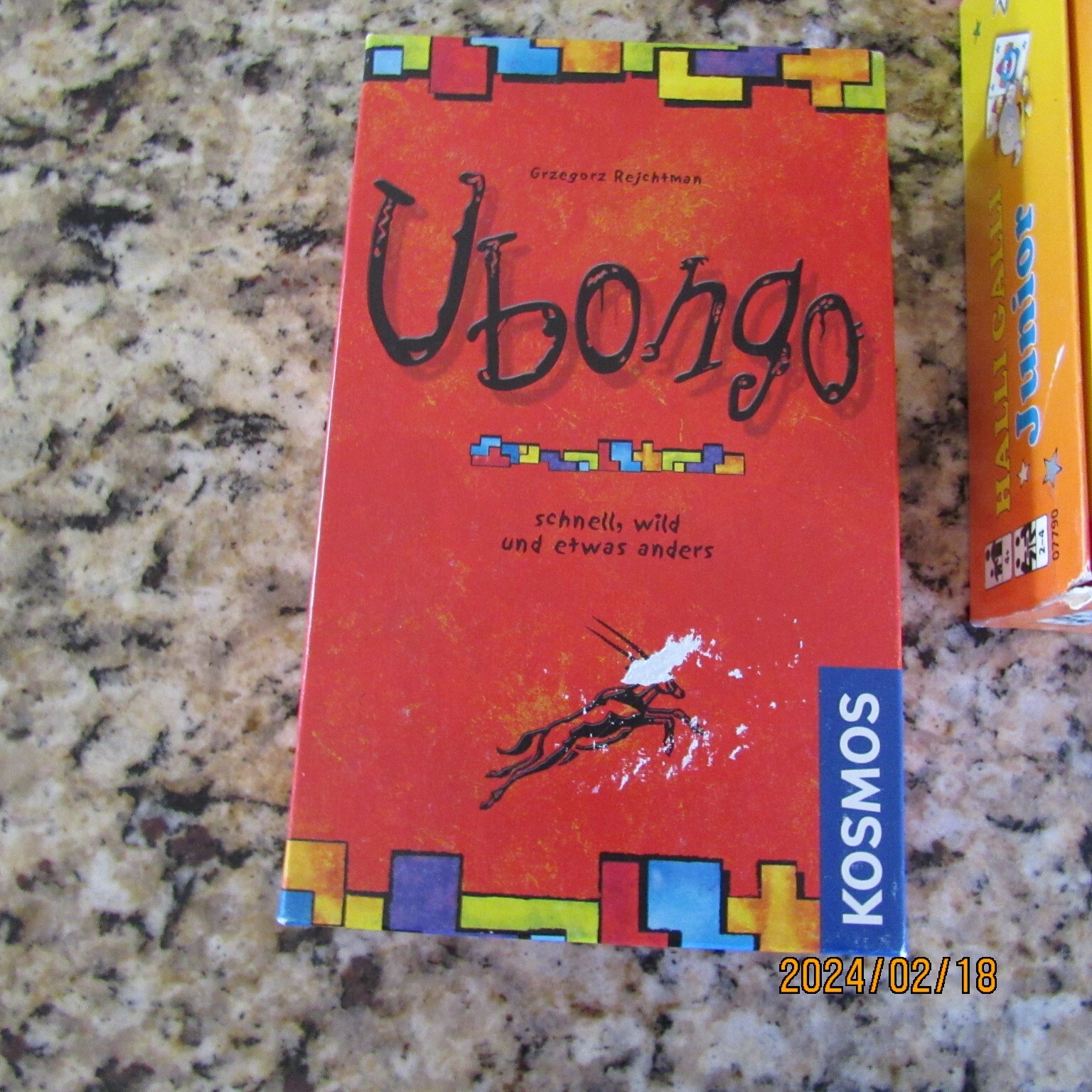 Lot 2 German Edition-Games-Ubongo-Kosmos-2015-Halli Galli Junior-Amigo-2010