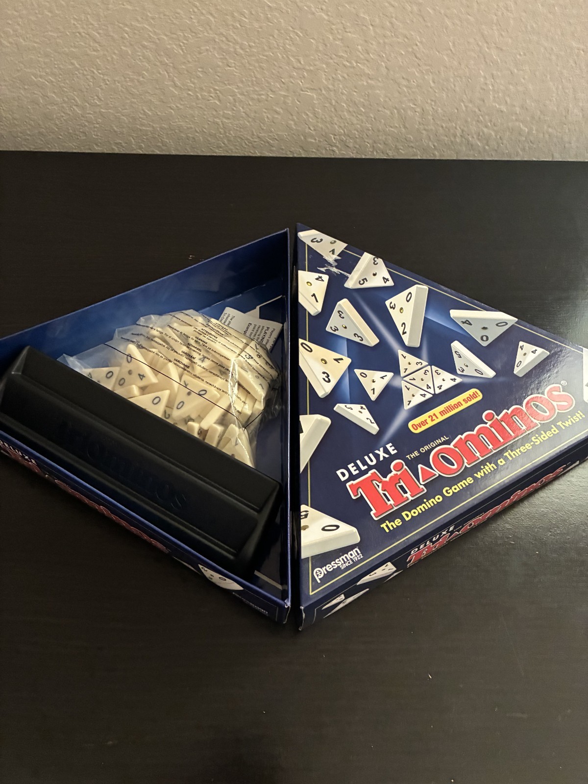 Pressman Deluxe Triominos