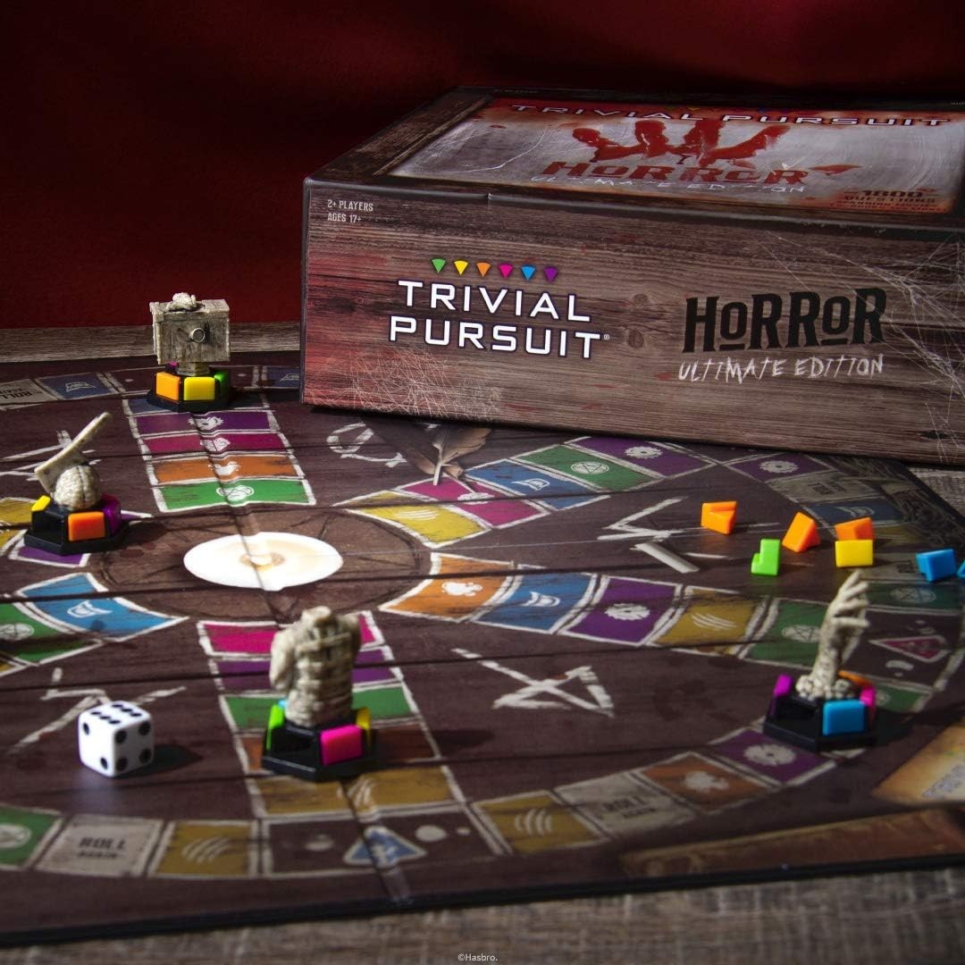 Horror Trivia Challenge: Trivial Pursuit Ultimate Edition with 1800 Questions