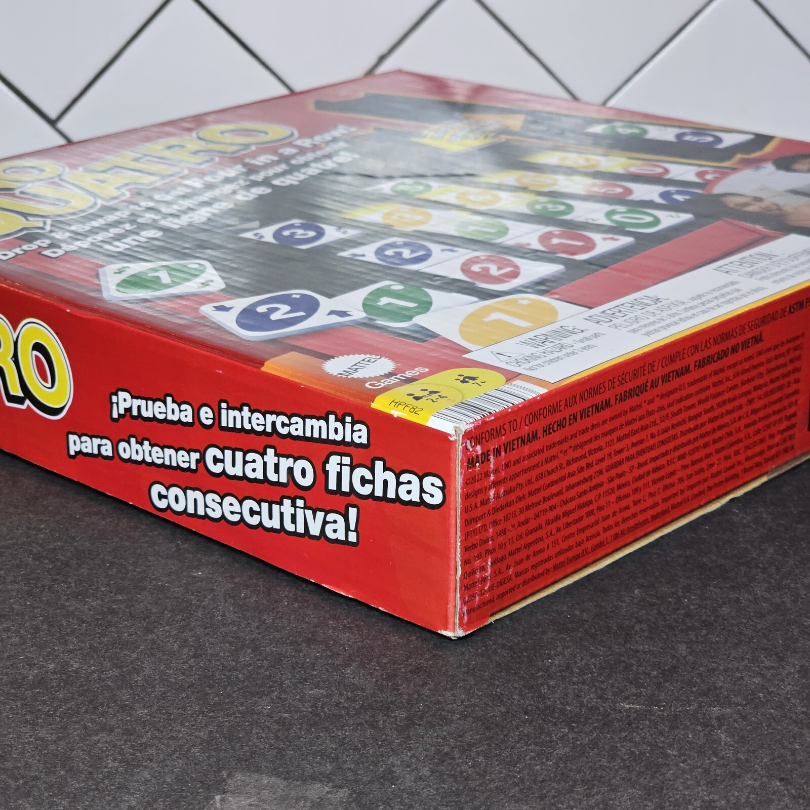 Uno Quatro Game Drop & Swap Family Party Game Board Games Toy Age 7+ Complete