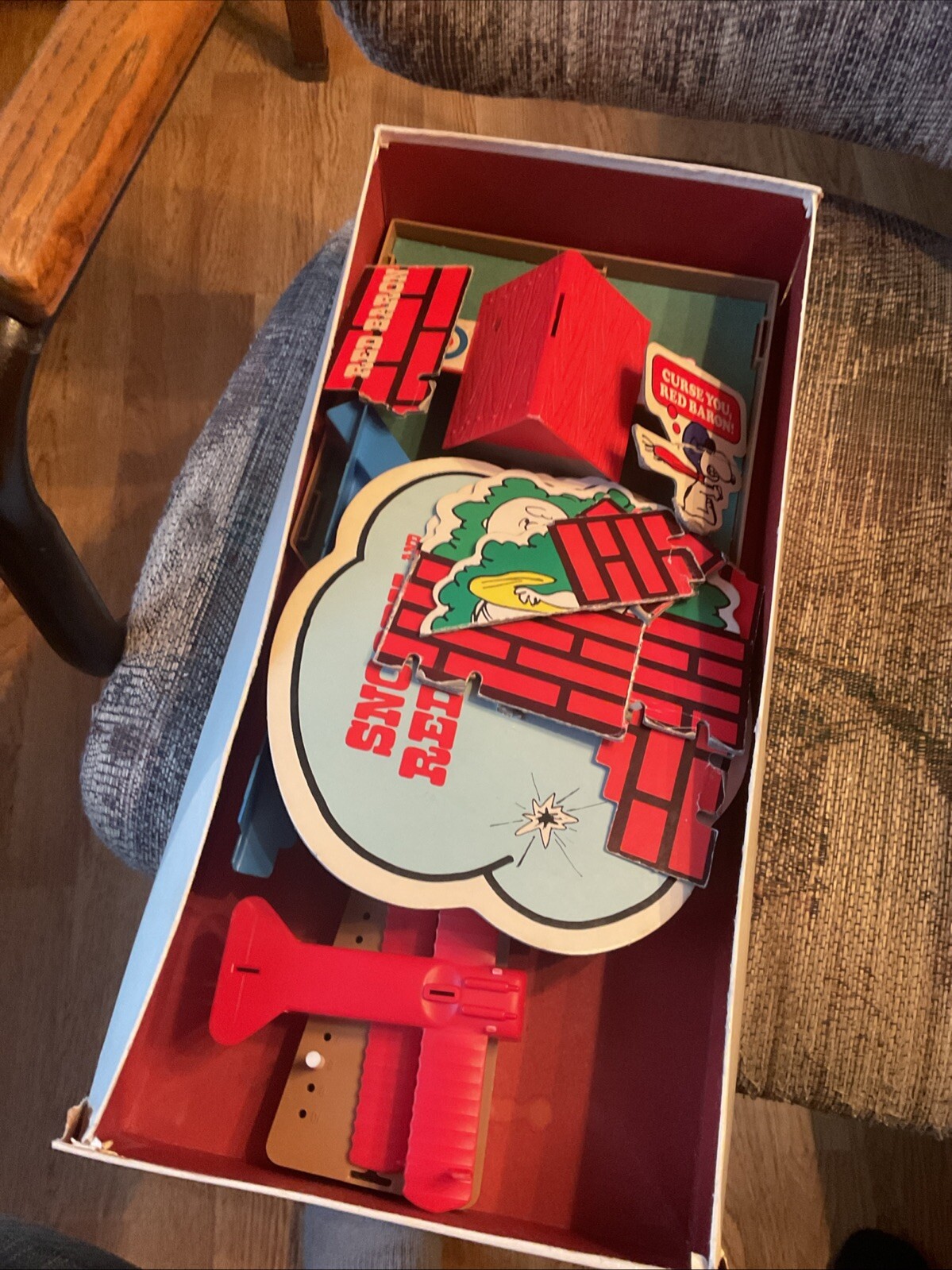 Vintage 1970 Milton Bradley Snoopy and the Red Baron Skill and Action As Is