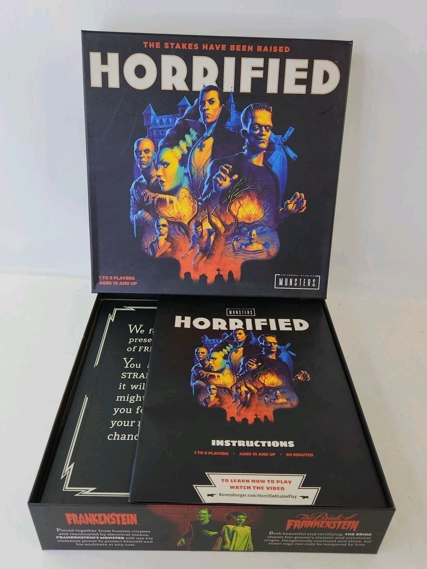 Ravensburger 60001836 Horrified Universal Monsters Strategy Board Game!