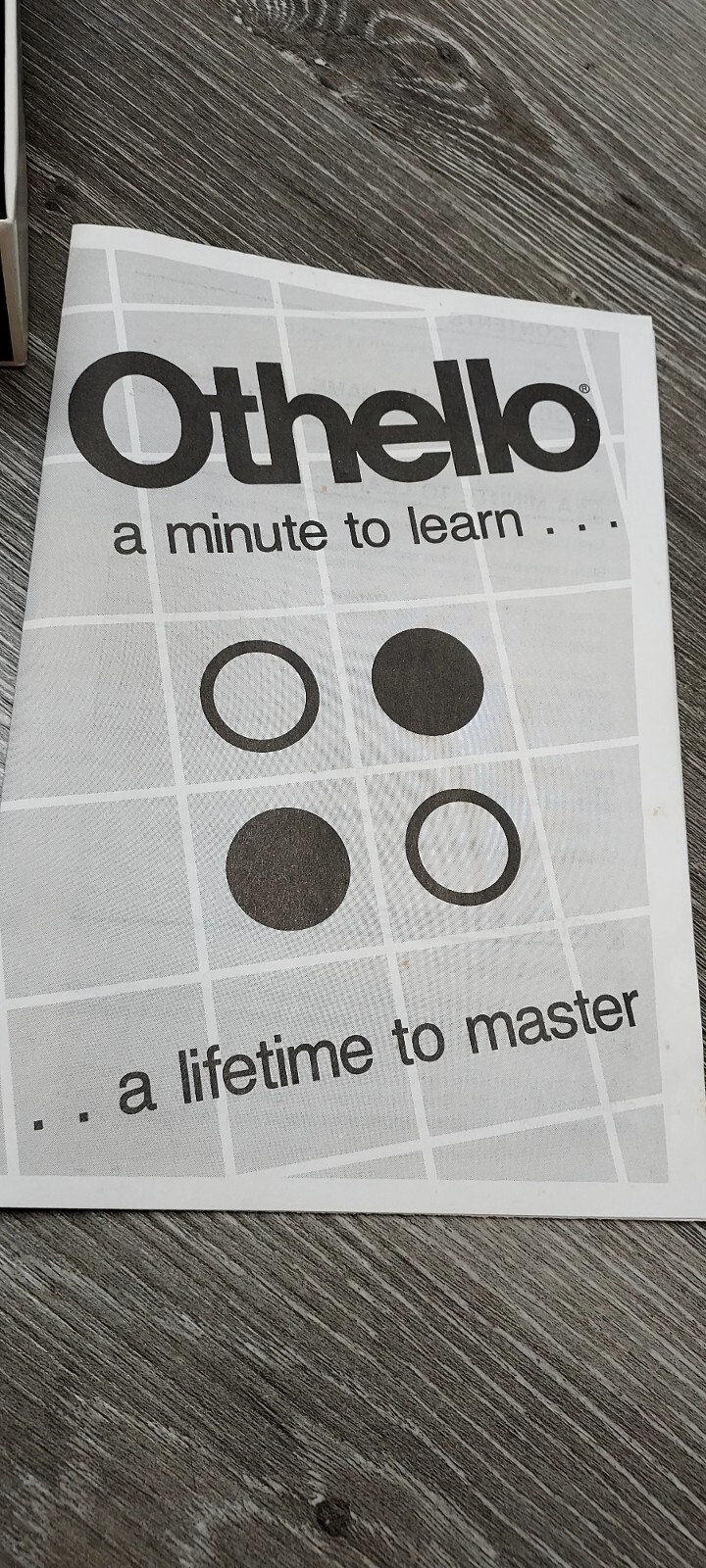 Othello Board Game A Minute to Learn, a Lifetime to Master! by Pressman 1990