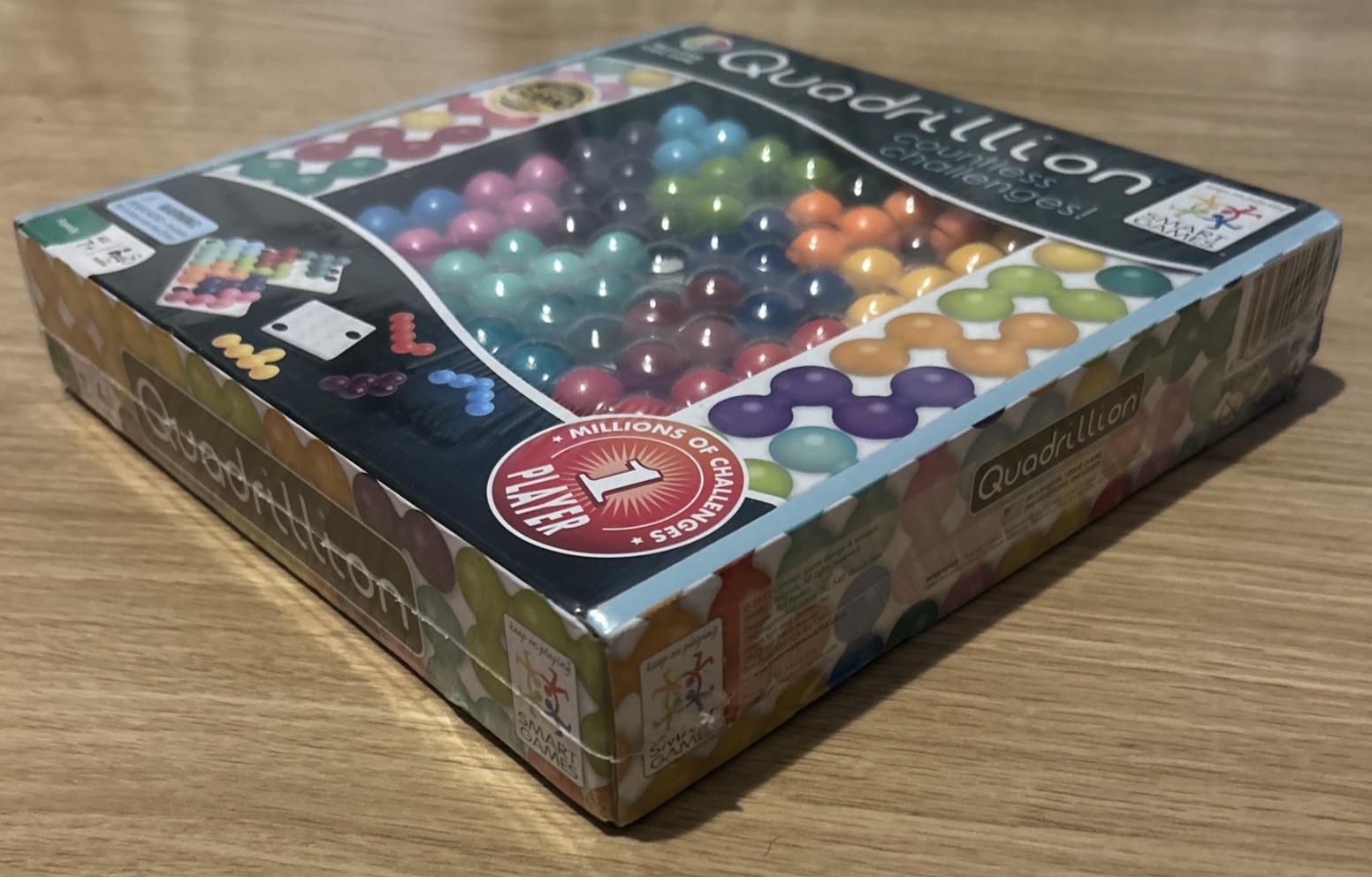 **NEW SEALED** Quadrillion – Multi-Level Logic Game by Smart Games Award Winner!
