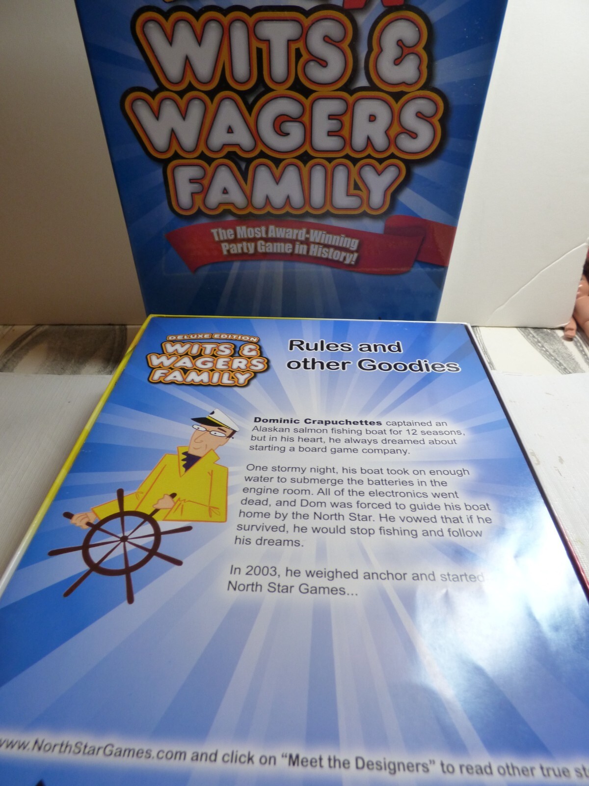 Wits & Wagers Family Deluxe Edition Award Winning Party Game Mint Giftable